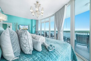 5 室のベッドルーム、デスク、アイロン / アイロン台、WiFi