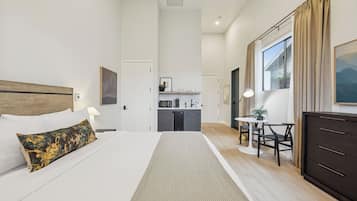 Luxury Studio | Peralatan tempat tidur premium, busa memori, seterika/papan seterika