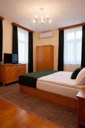 Down duvets, free WiFi, bed sheets - Casa Gantz  (Veliko Tarnovo)
