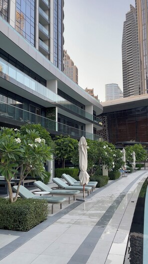 Bicycling - Grande Suites by Hostiva - Sea View (Dubai)