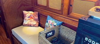 40' Bristol sailboat with spectacular views