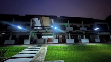 Ngoại thất