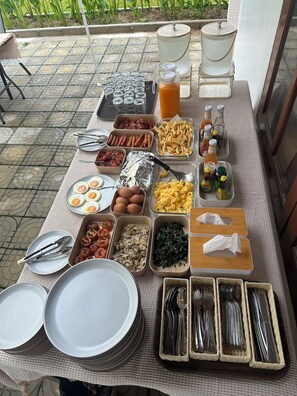 Daily cooked-to-order breakfast for a fee - De Hom Hotel Mae Hong Son (Mae Hong Son)