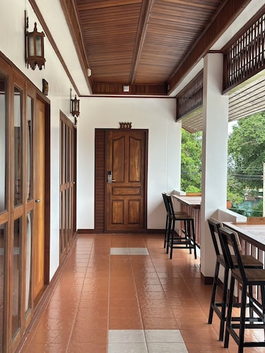 De Hom Hotel Mae Hong Son