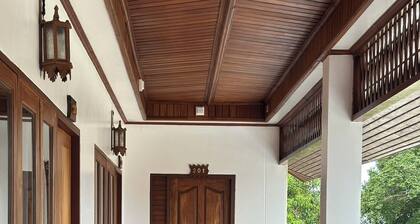 De Hom Hotel Mae Hong Son