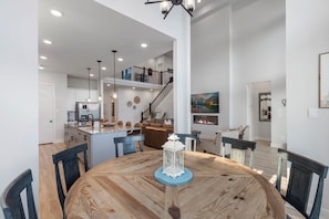 Dining - Catch, Paddle, Splash—Luxury 4BR on Lake Conroe (Willis)