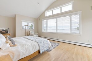 4 chambres, fer et planche à repasser, lit parapluie, Wi-Fi gratuit