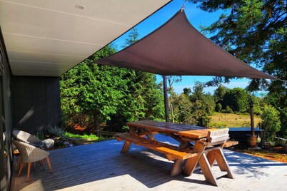 Eco friendly, self sufficient house powered by the sun.