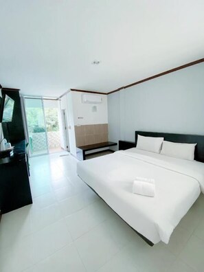 Free WiFi - Tanatnan Hotel (Ranong)