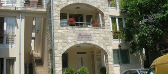 Villa Apartments Kumbor President - Studio Apartment With Sea View (Zira)