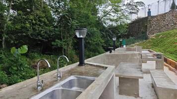 Enceinte de lâhĂ©bergement