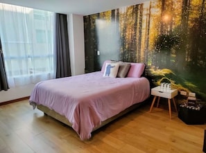 1 bedroom, iron/ironing board, internet, bed sheets