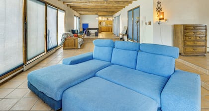 Perfect For Groups! Socorro Home Near NM Tech
