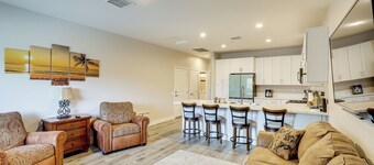 3 Mi to Lake Havasu: Condo w/ Mountain & Lake View