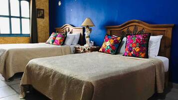 1 slaapkamer, een strijkplank/strijkijzer, wifi, beddengoed