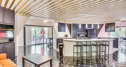 Walk to School House Winery: Home w/ Deck!