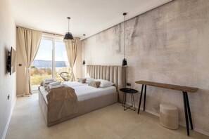 3 chambres, accès au Wi-Fi (inclus), literie fournie