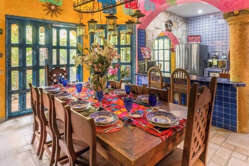 Room Angel/ Hacienda Boutique B&B and Spa/ Adults Only