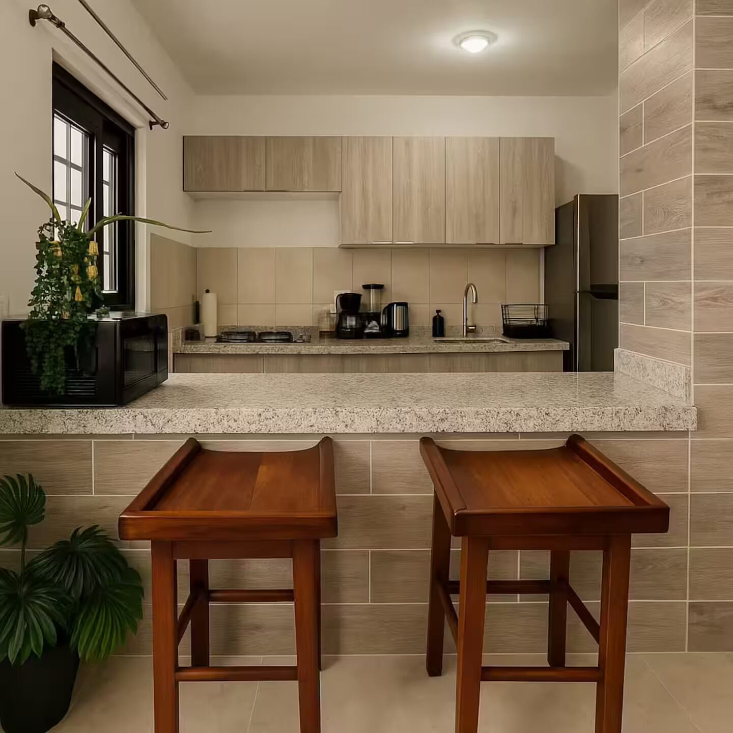 Mikroaaltouuni, liesi