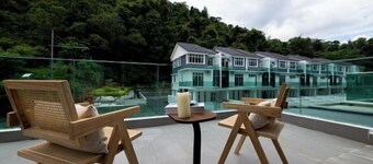 La Ferringhi Villa by ALV