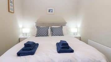 2 bedrooms, individually decorated, individually furnished, free WiFi