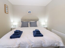 2 habitaciones, decoración personalizada y muebles diferentes