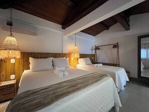 4 chambres, fer et planche à repasser, Wi-Fi, draps fournis