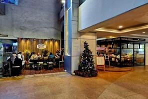 Restaurant - NEW Bangsar Trade Centre KL Mid Valley LRT Bangsar (Kuala Lumpur)