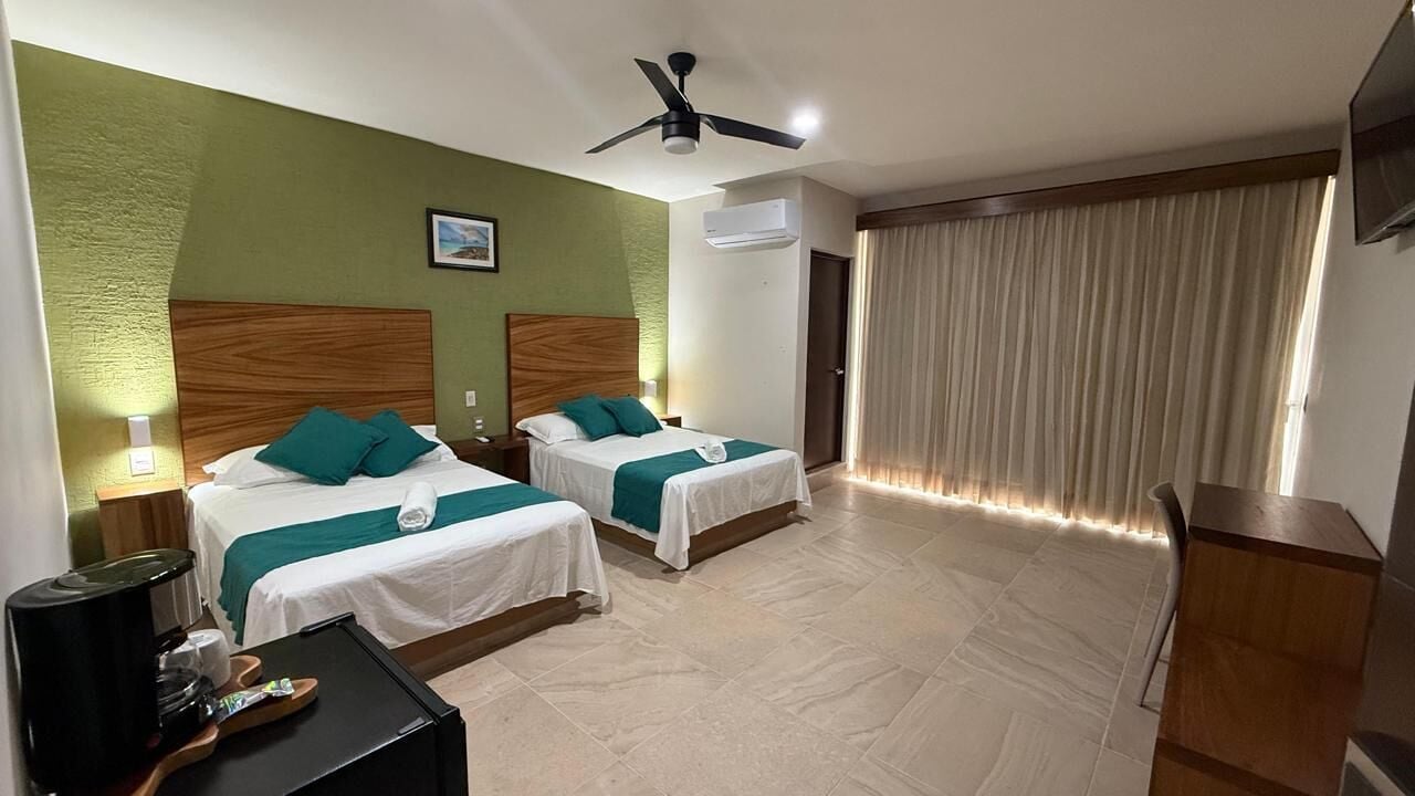 Deluxe Double Room, Balcony | Desk, free WiFi, bed sheets