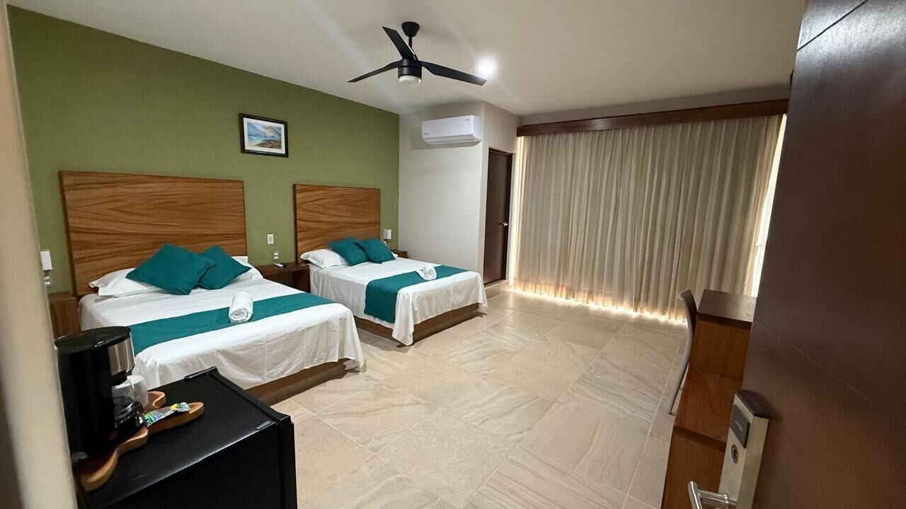 Deluxe Double Room, Balcony | Desk, free WiFi, bed sheets