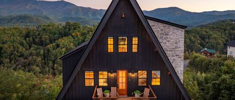 المنشأة من الخارج