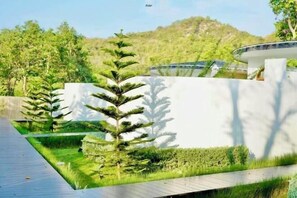 Garden - SaroRach Pool Villa Resort Kohlarn (Koh Larn)