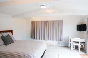 5 chambres, accès au Wi-Fi (inclus)