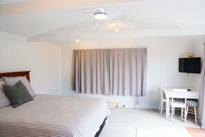 5 chambres, Wi-Fi gratuit, draps fournis