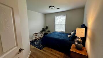 3 bedrooms, WiFi, bed sheets, wheelchair access