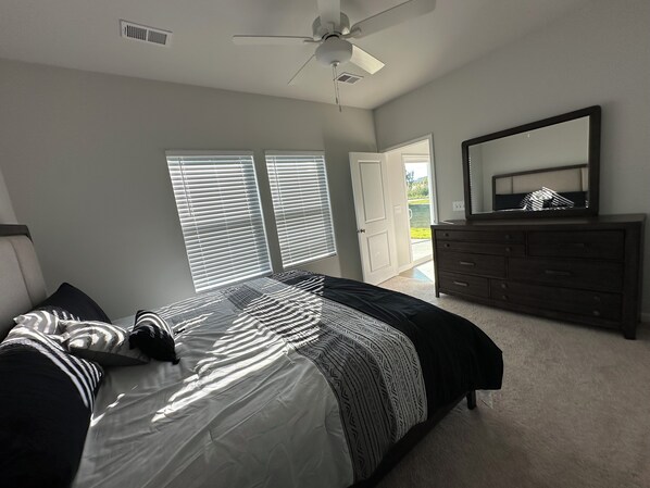 3 habitaciones, internet y ropa de cama 