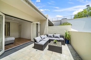Unclassified image, 4 of 29, button - Luxe Living Terrace by The Star - Luxury in Sydney (Pyrmont)
