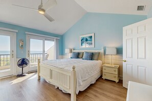 3 Schlafzimmer, Schreibtisch, Bügeleisen/Bügelbrett, kostenloses WLAN