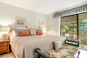 2 bedrooms, iron/ironing board, Internet, bed sheets - Amelia Island Retreat — Shared Pool, AC & Near the Beach (Fernandina Beach)