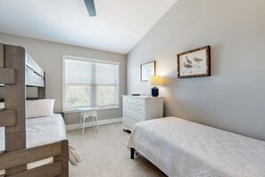 3 chambres, fer et planche à repasser, Wi-Fi gratuit, draps fournis