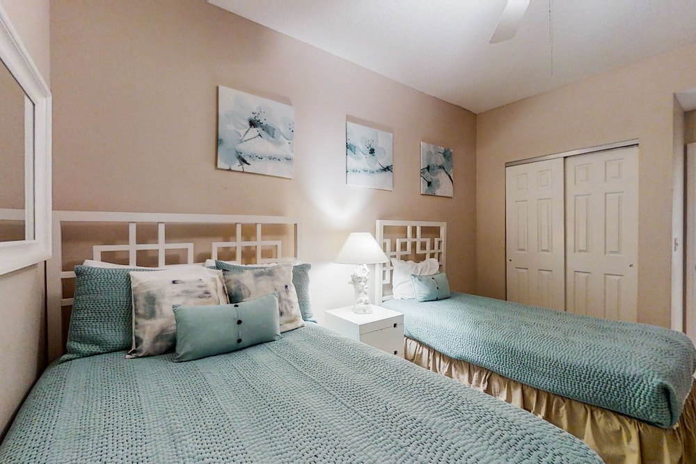 View of Elegant, oceanfront condo with balcony, washer/dryer & on-site pool ...