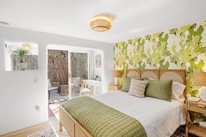 3 Schlafzimmer, Schreibtisch, Bügeleisen/Bügelbrett, WLAN