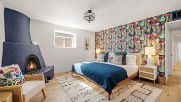 3 bedrooms, desk, iron/ironing board, WiFi