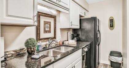 Quiet coastal escape within walking distance to beach with shared pool