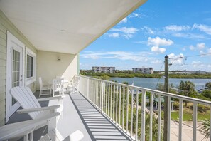 Terrace/patio - Waterfront, Harbourside, Water Park, Beach, #4412 (Indian Rocks beach)