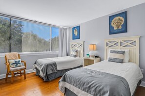 3 bedrooms, iron/ironing board, travel cot, free WiFi