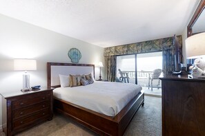 1 bedroom, iron/ironing board, free WiFi, bed sheets - Updated, Oceanfront Condo with Balcony, WiFi & Shared Pool/Clay Tennis Courts (Fernandina Beach)