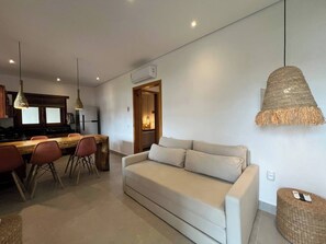 Living area - Apartment with Swimming Pool and Jacuzzi | R. Mucugê (Arraial d'Ajuda)