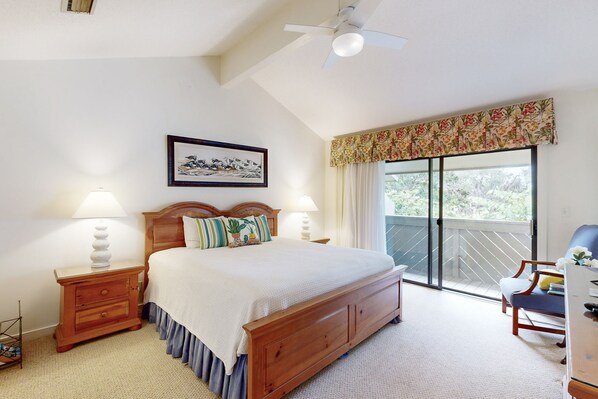 2 bedrooms, iron/ironing board, internet, bed sheets