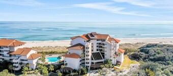 Ocean Front Hotel Side Condo with Balcony, WiFi & Shared Pool